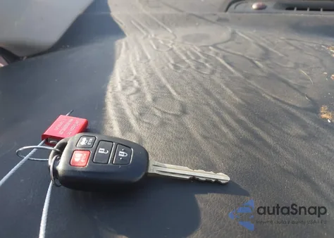 2018 Toyota Corolla Le from USA, damaged, VIN 2T1BURHE1JC001702